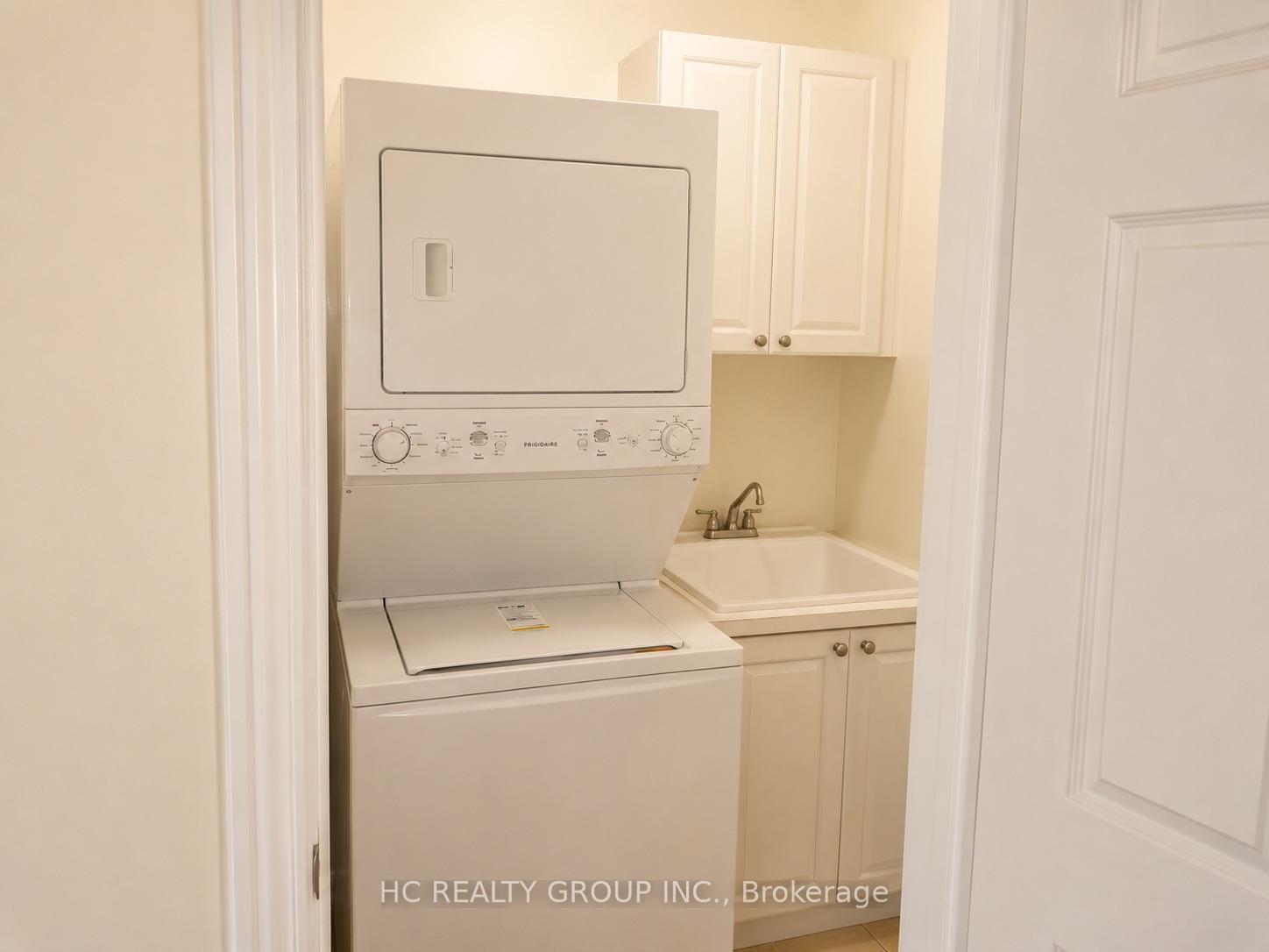 Photo 12 of 11 Sandwell Street, Vaughan, Vellore Village — HOMEH