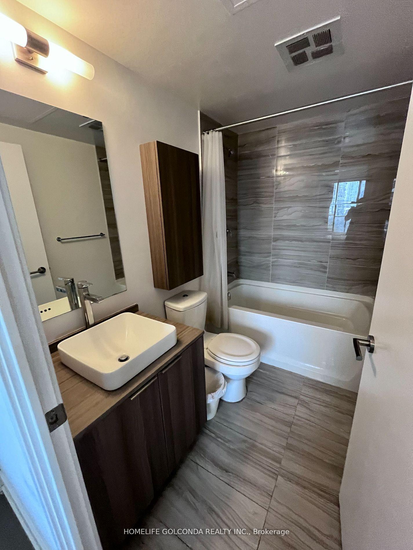 Photo 14 of Unit 2408, 11 Wellesley Street W, Toronto, Bay Street Corridor — HOMEH
