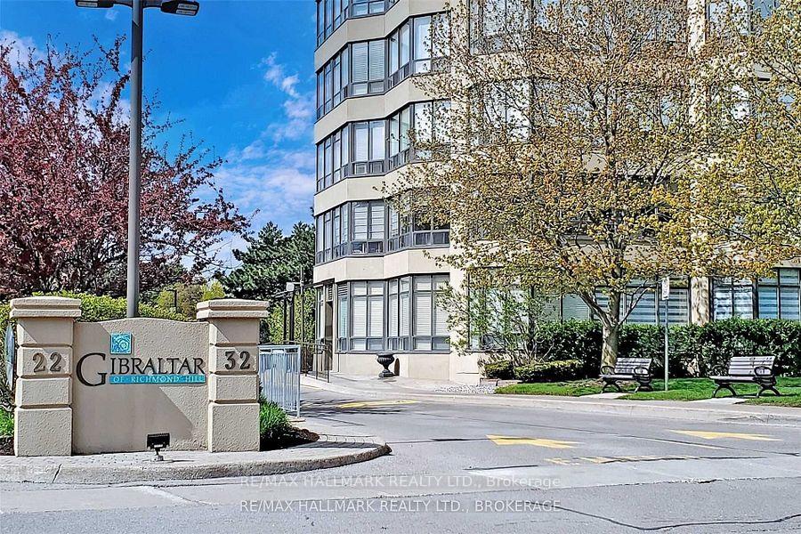 Photo 2 of Unit 1022, 32 Clarissa Drive E, Richmond Hill, Harding — HOMEH