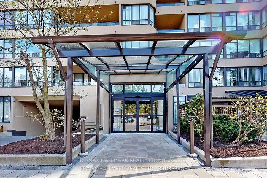 Photo 3 of Unit 1022, 32 Clarissa Drive E, Richmond Hill, Harding — HOMEH