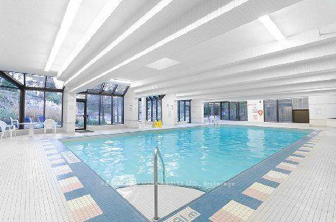 Photo 6 of Unit 1022, 32 Clarissa Drive E, Richmond Hill, Harding — HOMEH