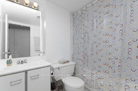 Photo 10 of Unit 1022, 32 Clarissa Drive E, Richmond Hill, Harding — HOMEH