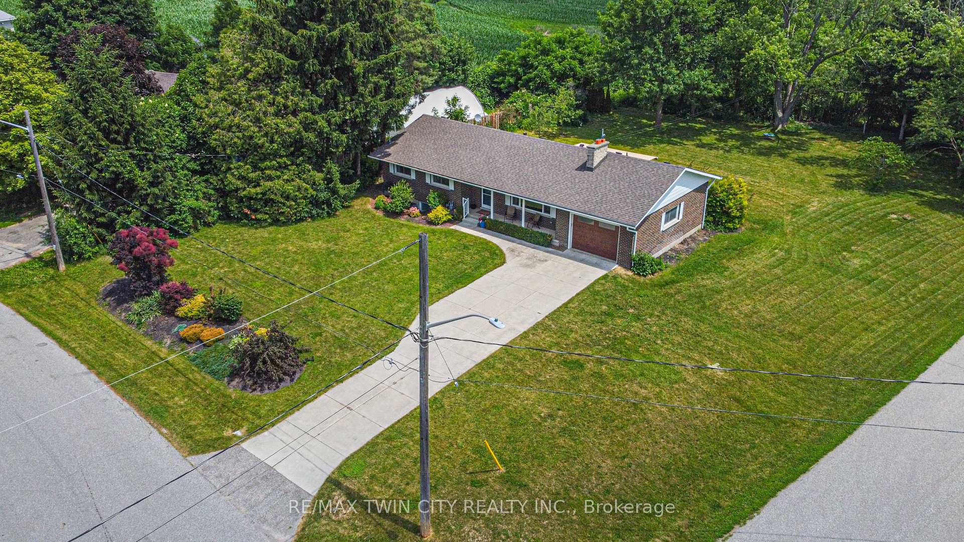 Photo 2 of 11 Beechim Drive, Wilmot, New Dundee — HOMEH