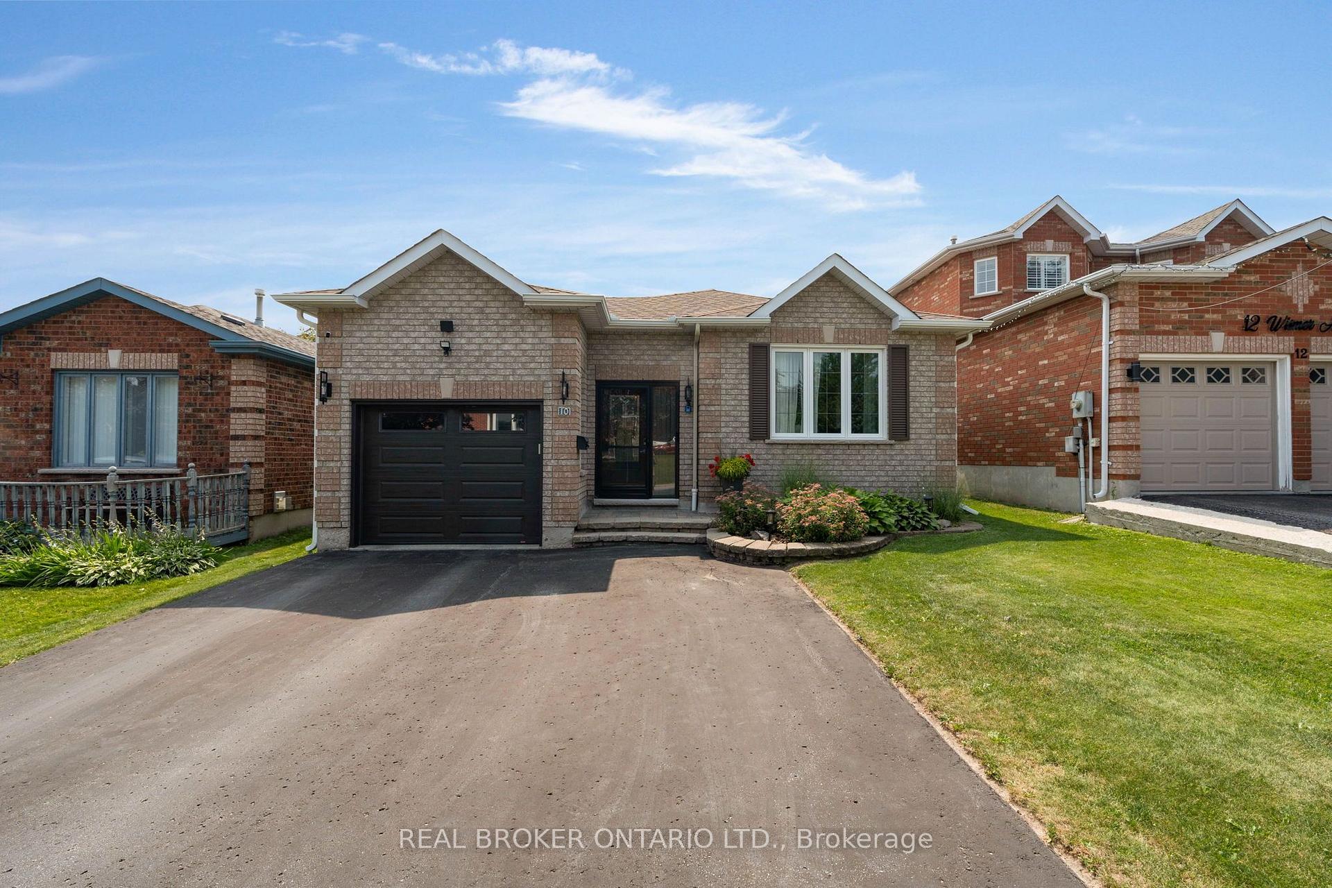 Photo 1 of 10 Wismer Avenue, Barrie, Northwest — HOMEH