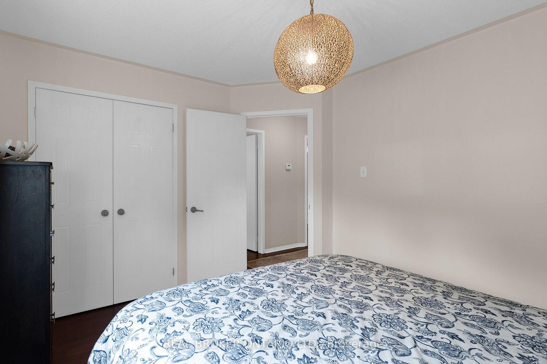 Photo 14 of 10 Wismer Avenue, Barrie, Northwest — HOMEH