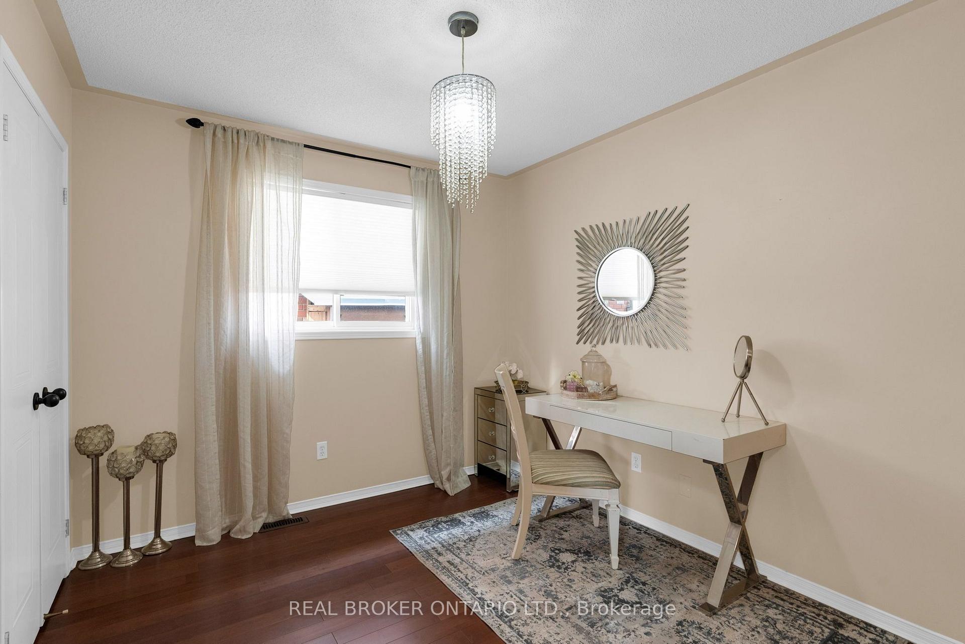 Photo 17 of 10 Wismer Avenue, Barrie, Northwest — HOMEH