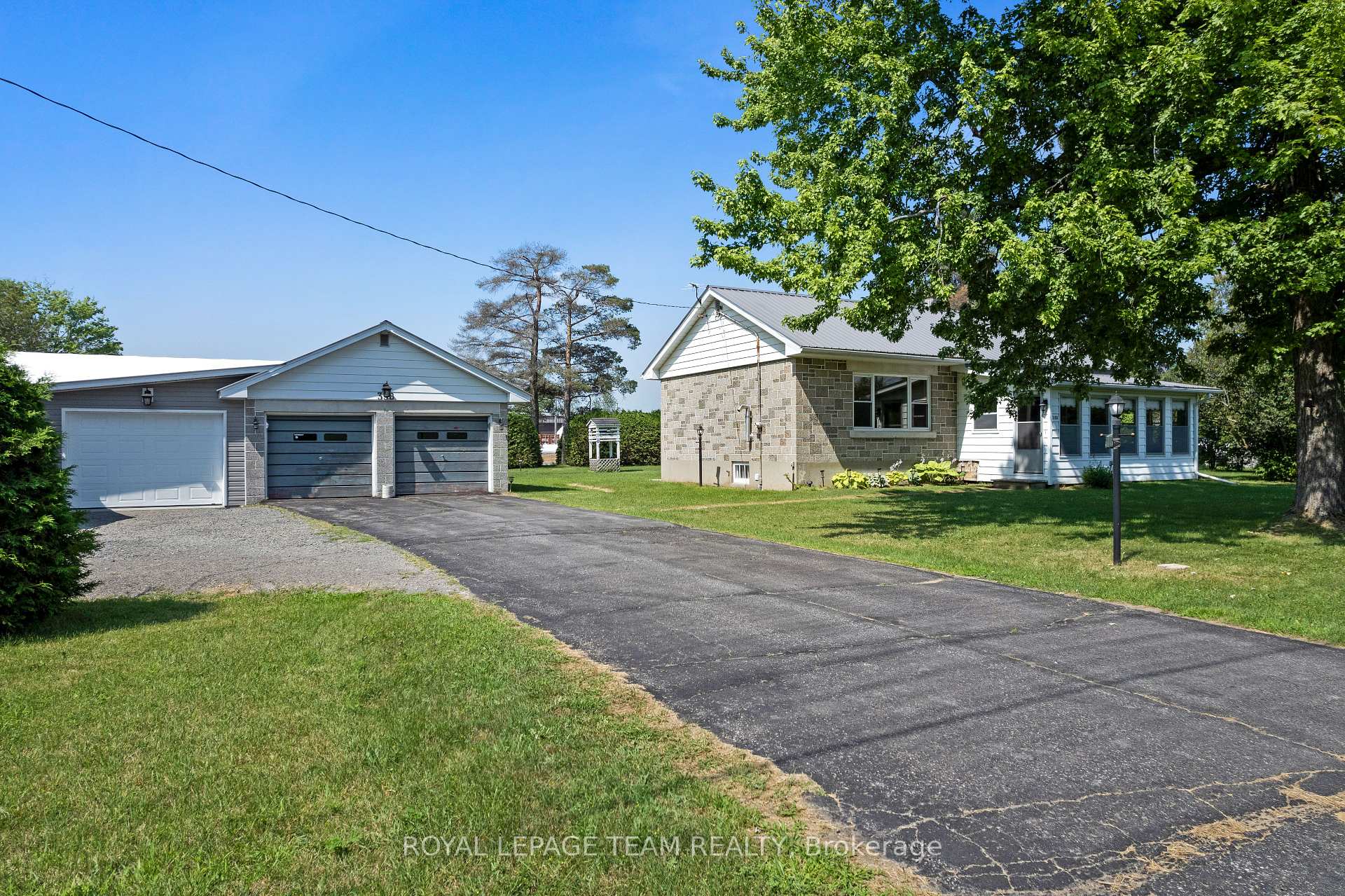 Photo 2 of 396 Townline Road, North Grenville, North Grenville Twp (Kemptville East) — HOMEH
