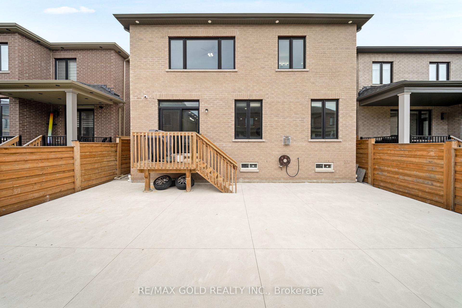 Photo 28 of 58 Stilton Avenue, Vaughan, Kleinburg — HOMEH