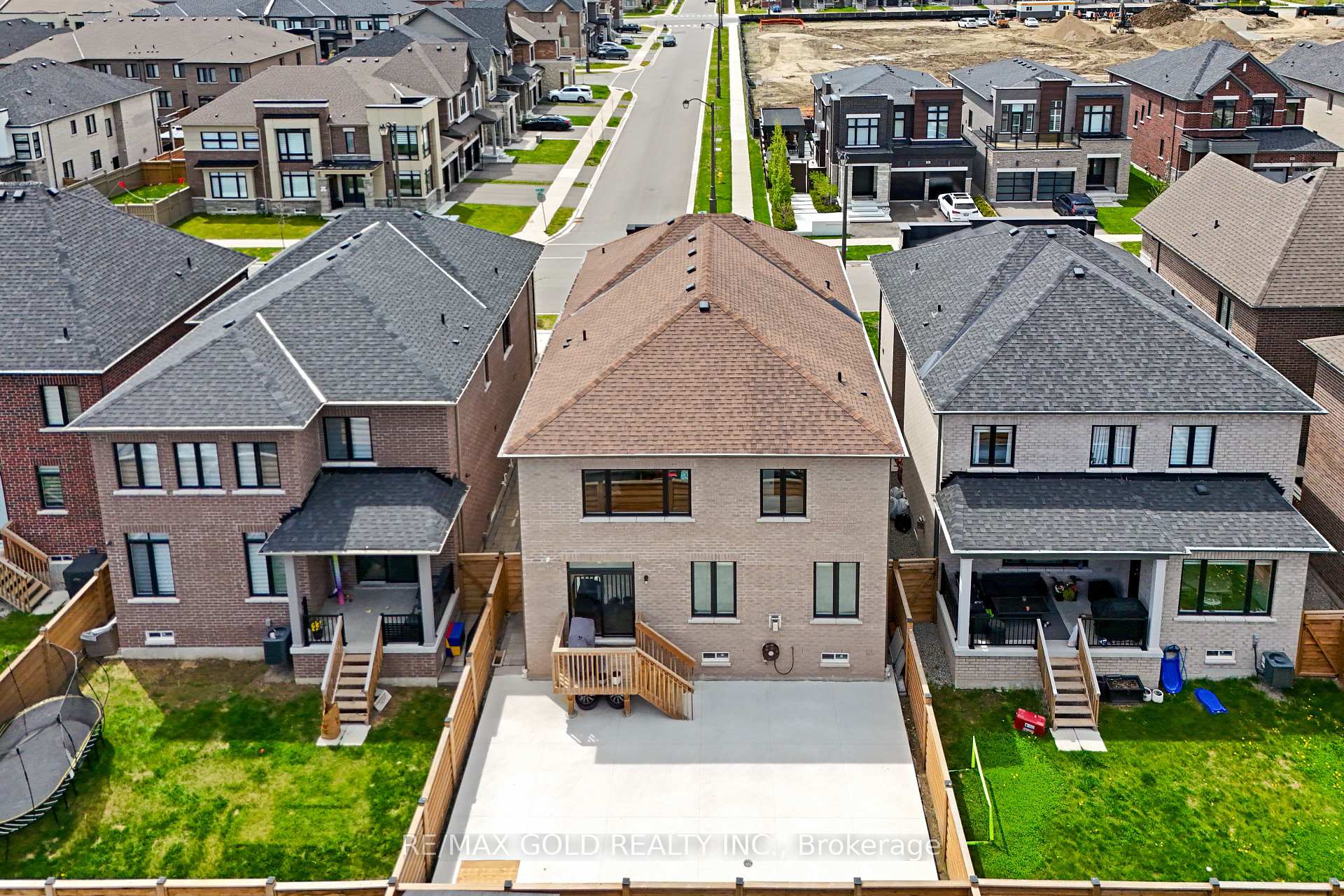 Photo 29 of 58 Stilton Avenue, Vaughan, Kleinburg — HOMEH