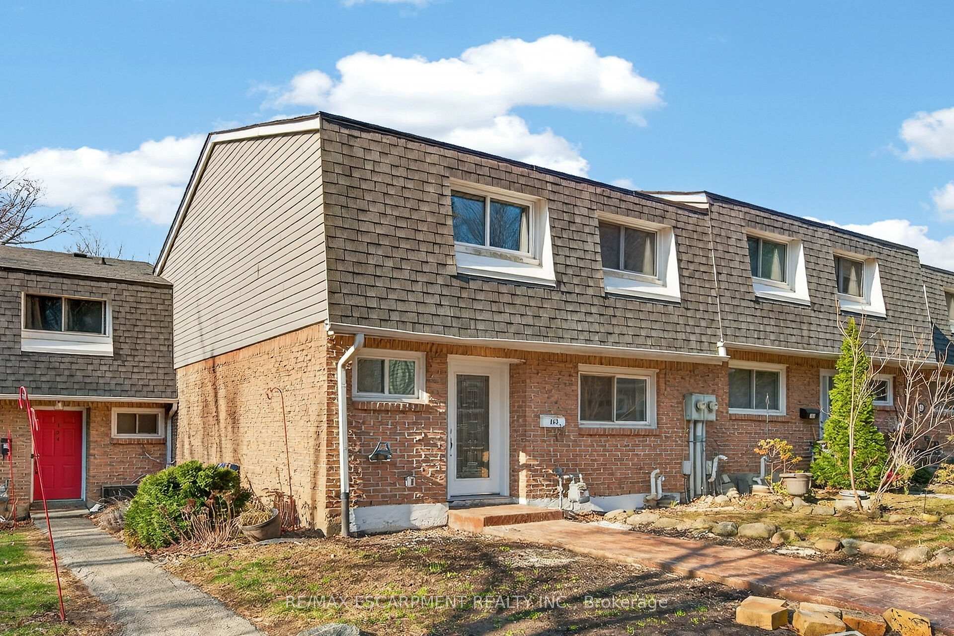Front of Unit 153, 2050 Upper Middle Road