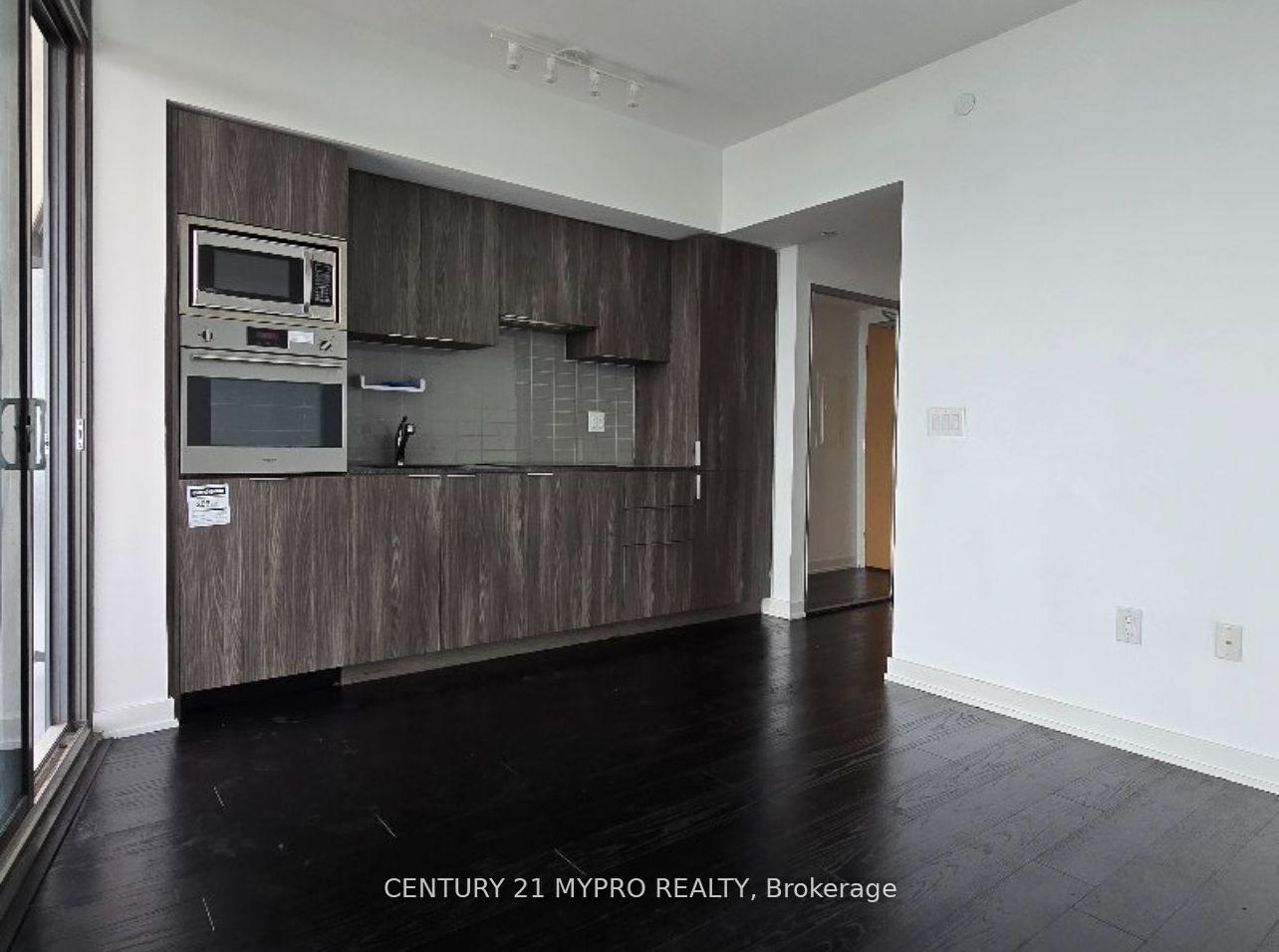 Photo 2 of Unit 5512, 11 Wellesley Street, Toronto, Bay Street Corridor — HOMEH