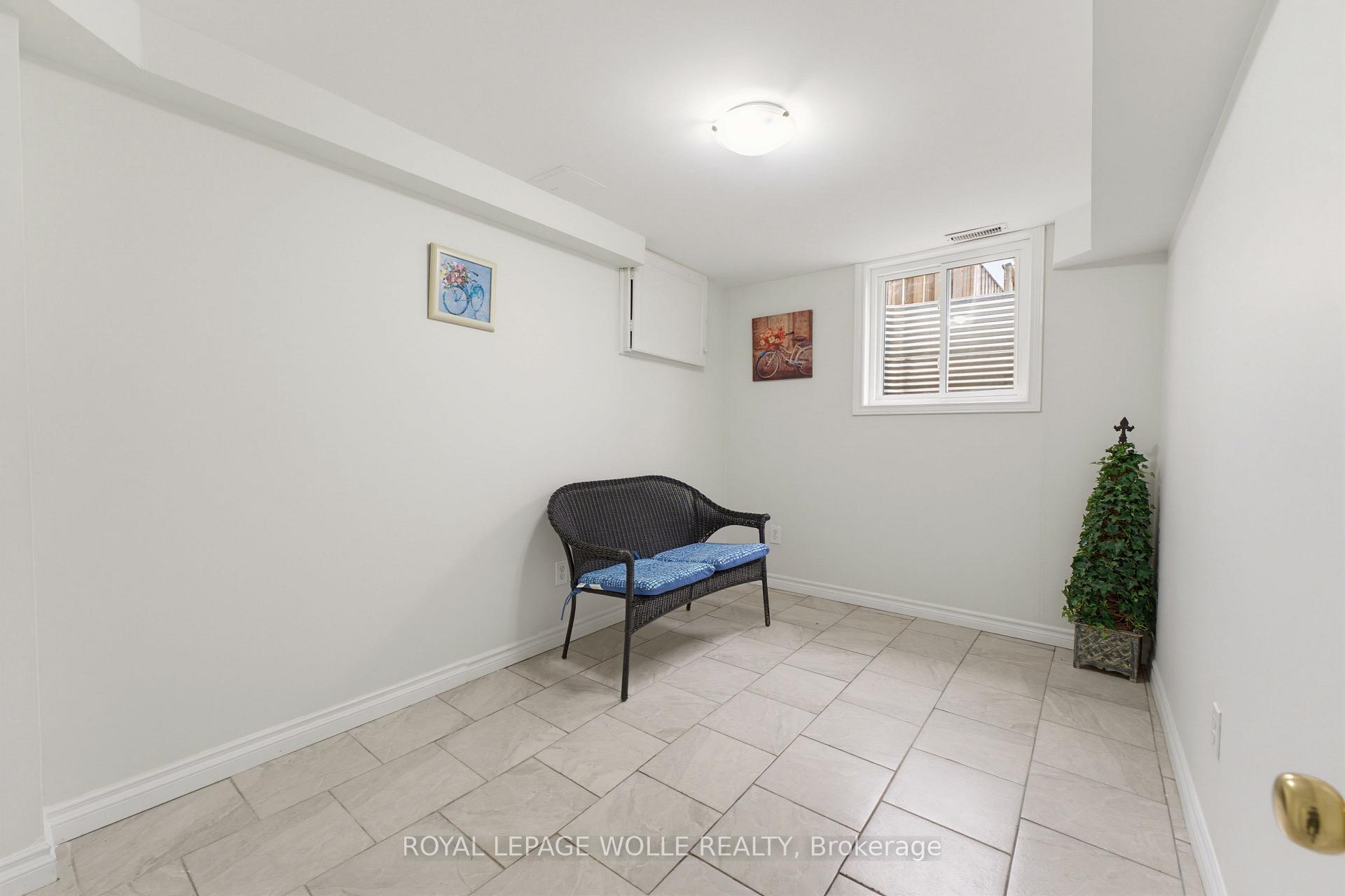 Photo 19 of 61 Balfour Crescent, Kitchener, Vanier - Kitchener — HOMEH