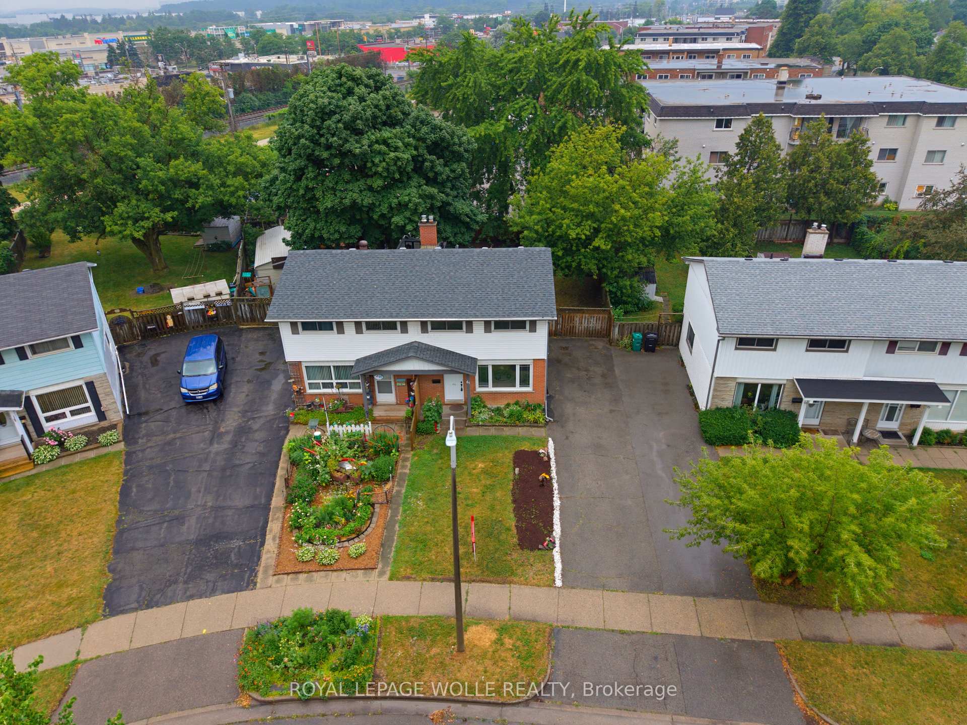 Photo 29 of 61 Balfour Crescent, Kitchener, Vanier - Kitchener — HOMEH