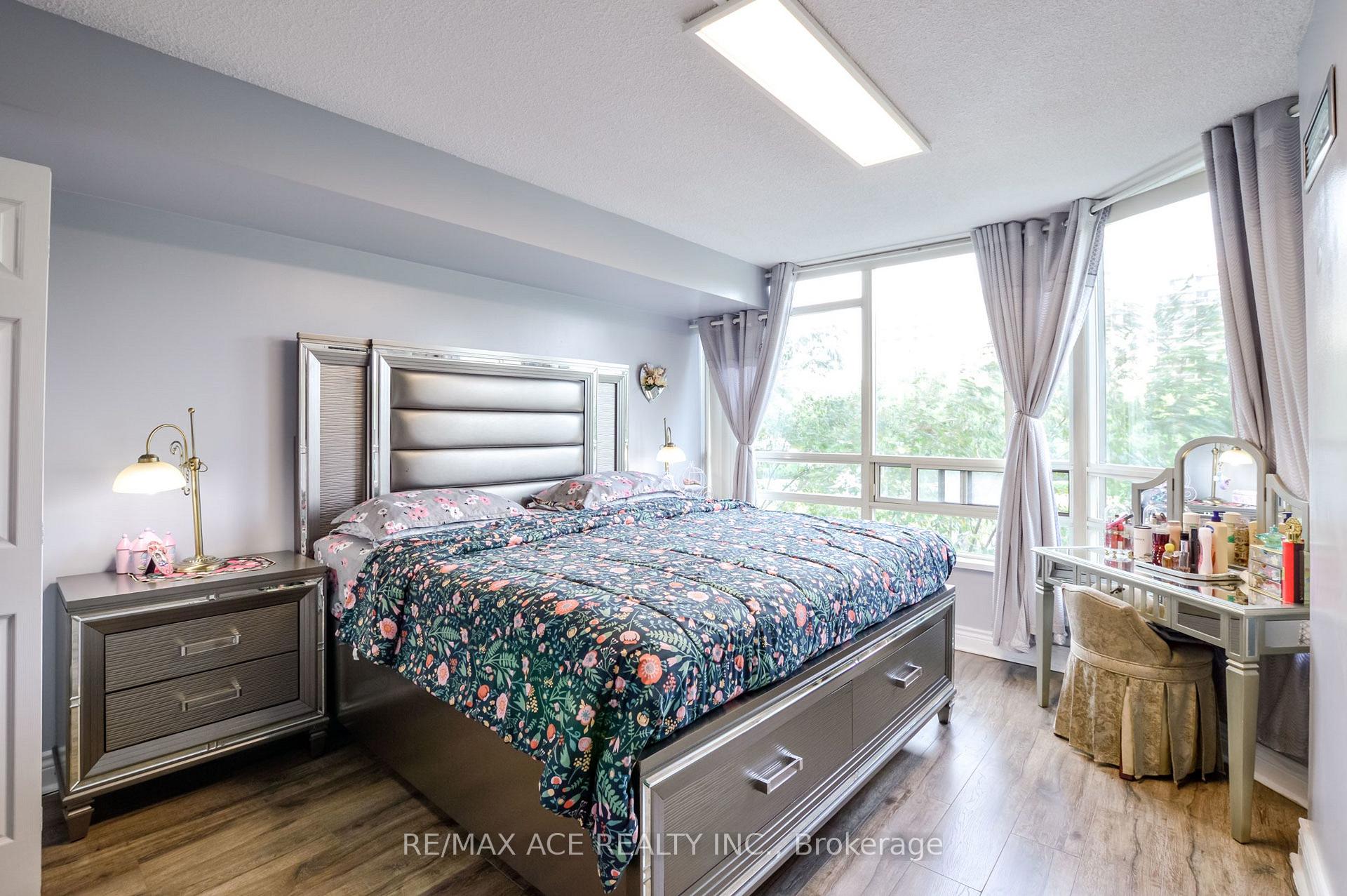 Photo 17 of Unit 201, 75 King Street E, Mississauga, Cooksville — HOMEH