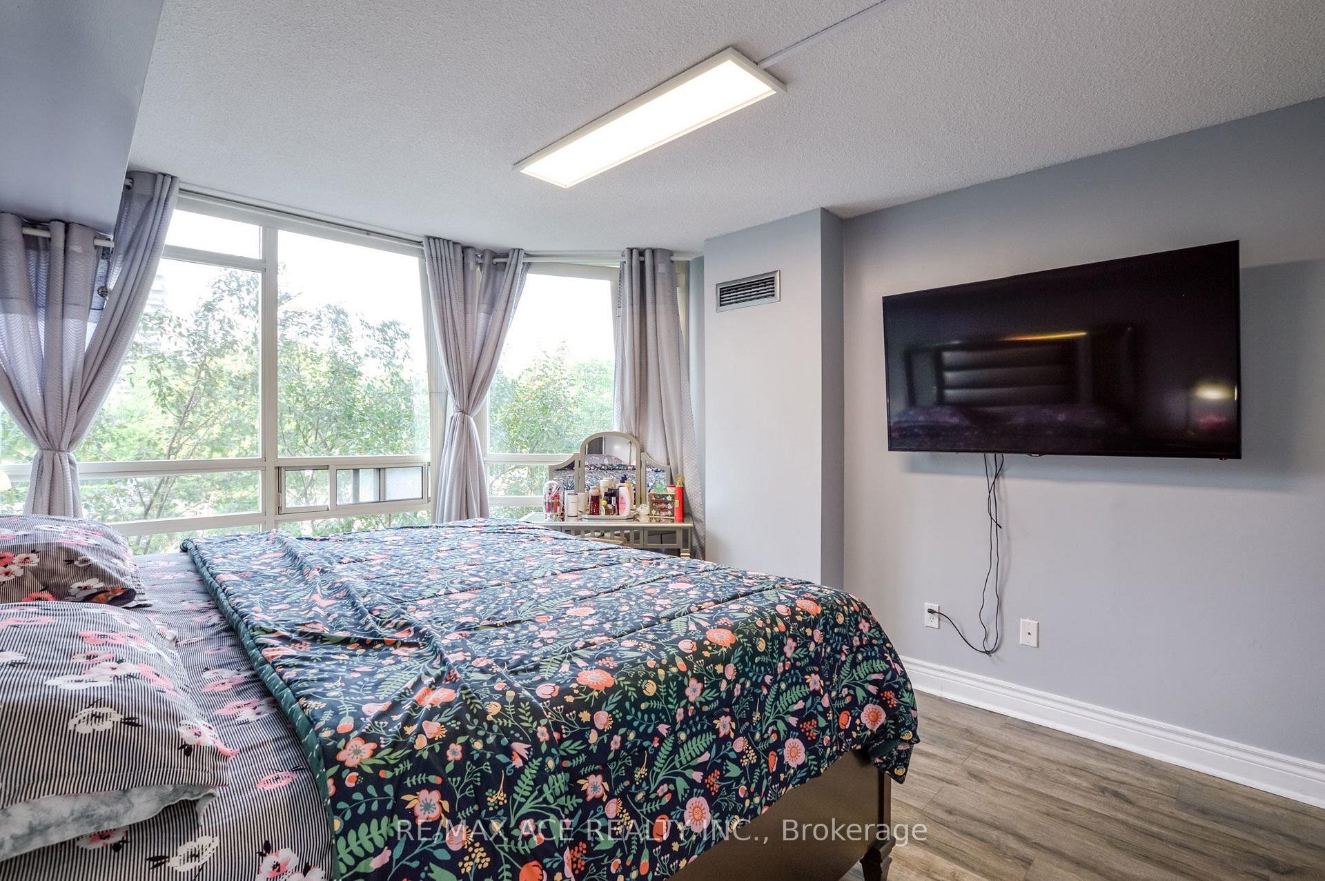 Photo 18 of Unit 201, 75 King Street E, Mississauga, Cooksville — HOMEH