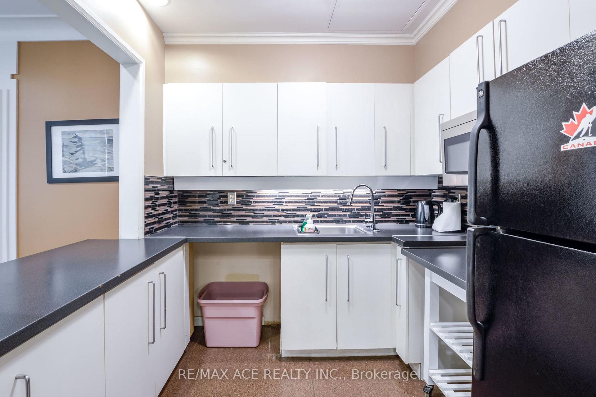 Photo 32 of Unit 201, 75 King Street E, Mississauga, Cooksville — HOMEH
