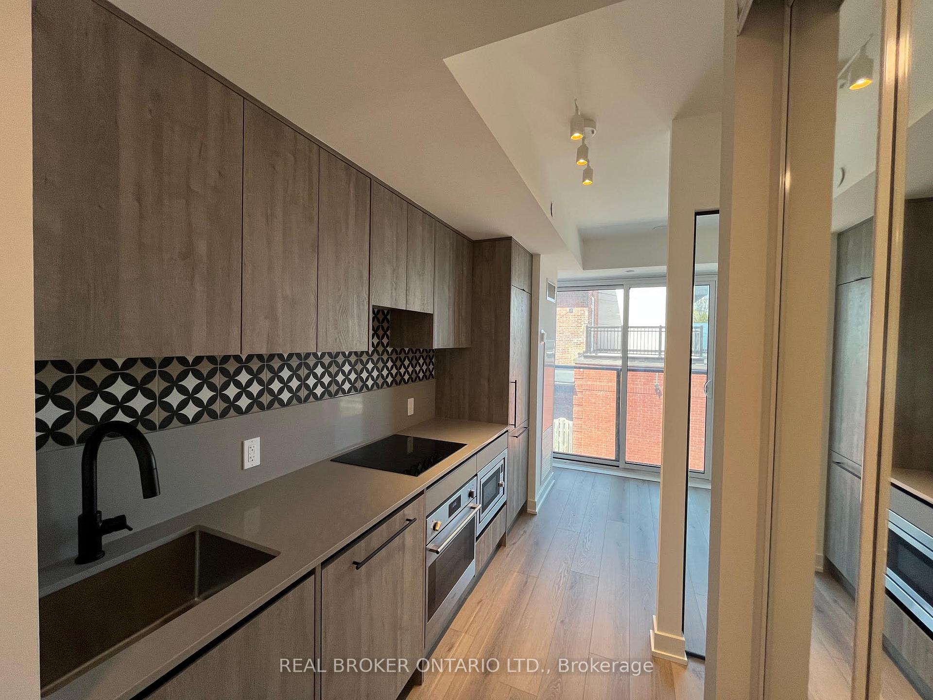 Photo 3 of Unit 218, 5 Lakeview Avenue, Toronto, Trinity-Bellwoods — HOMEH