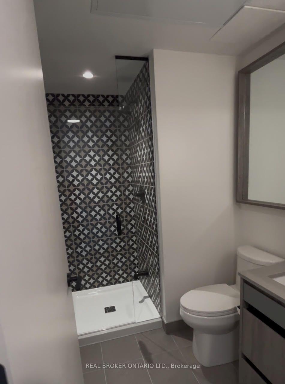 Photo 5 of Unit 218, 5 Lakeview Avenue, Toronto, Trinity-Bellwoods — HOMEH