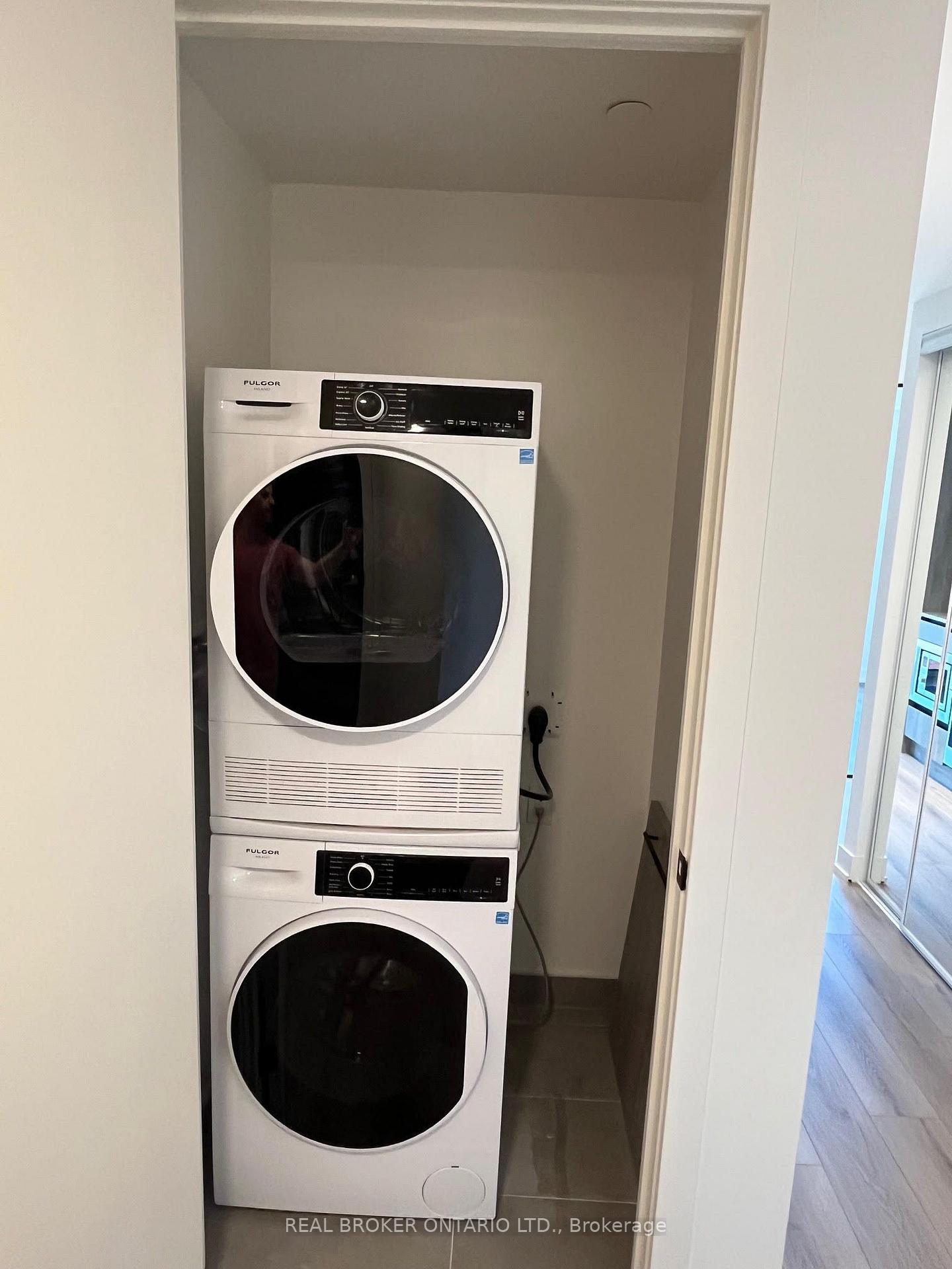 Photo 9 of Unit 218, 5 Lakeview Avenue, Toronto, Trinity-Bellwoods — HOMEH