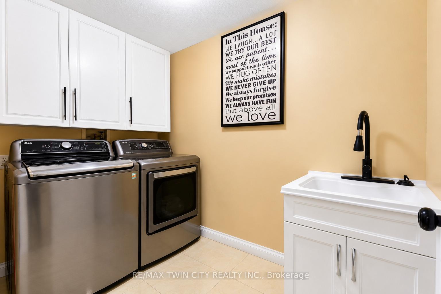 Photo 25 of 235 Red Clover Court, Kitchener, Larentian West — HOMEH