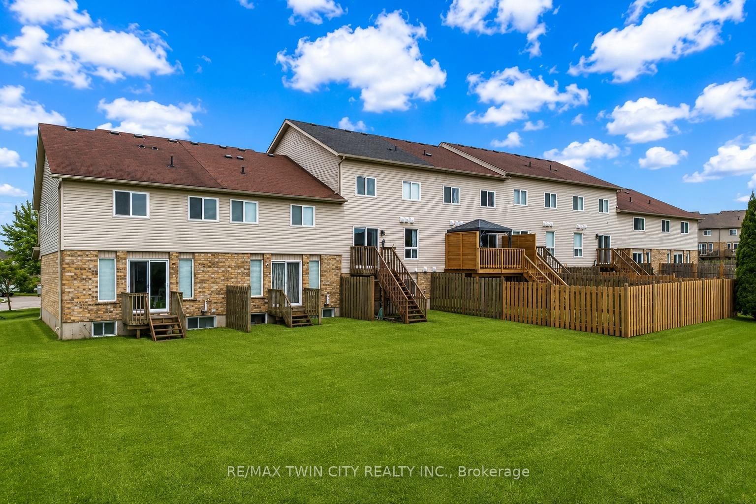 Photo 31 of 235 Red Clover Court, Kitchener, Larentian West — HOMEH