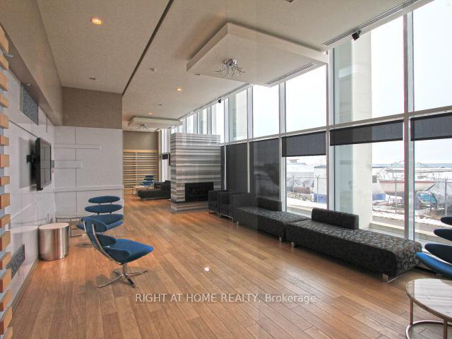 Photo 25 of Unit 823, 90 Stadium Road, Toronto, Niagara — HOMEH