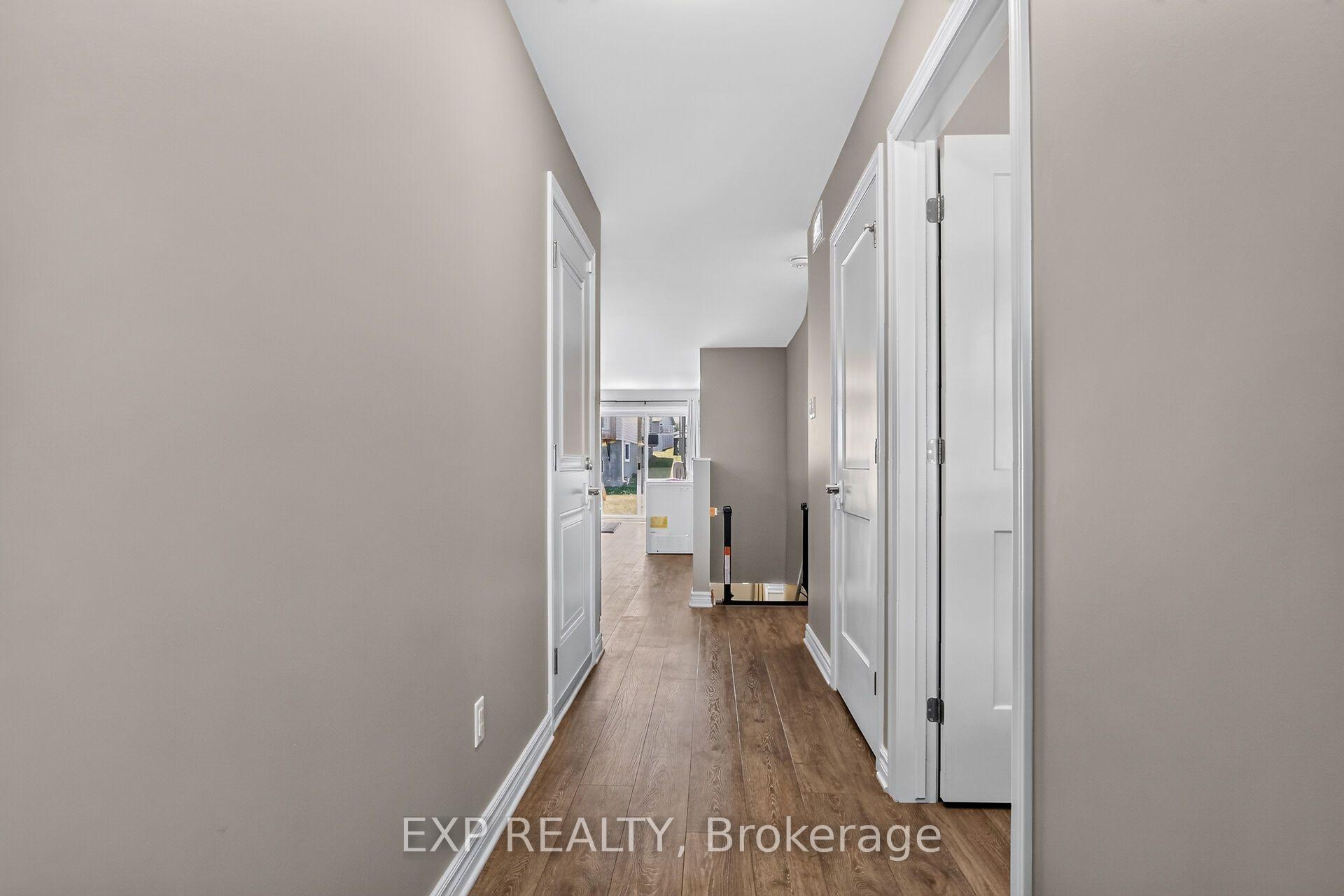 Photo 6 of 98 Seabert Drive, Arnprior, Arnprior — HOMEH