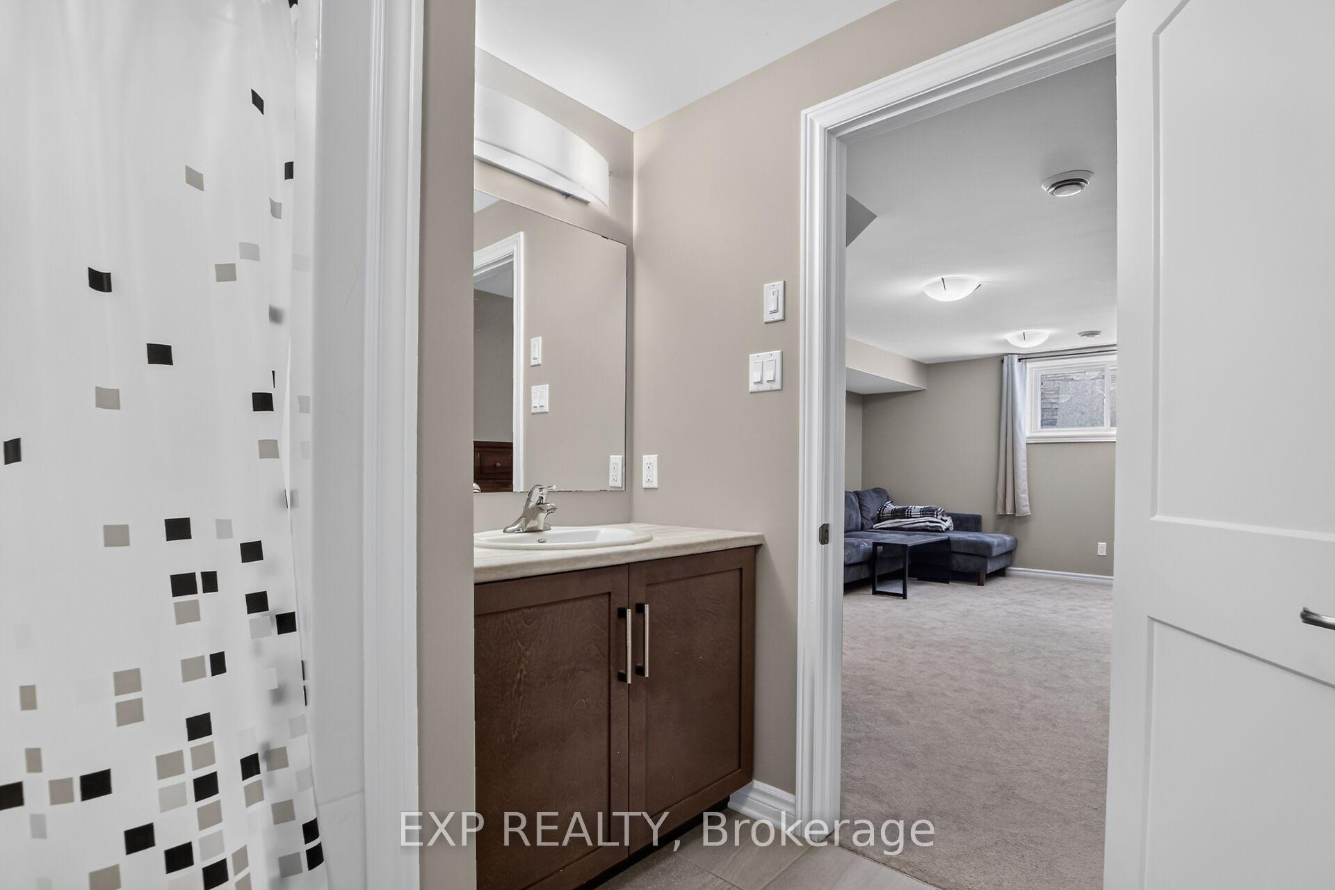 Photo 31 of 98 Seabert Drive, Arnprior, Arnprior — HOMEH