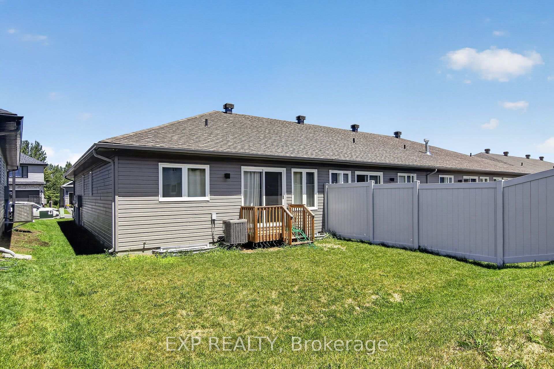 Photo 39 of 98 Seabert Drive, Arnprior, Arnprior — HOMEH