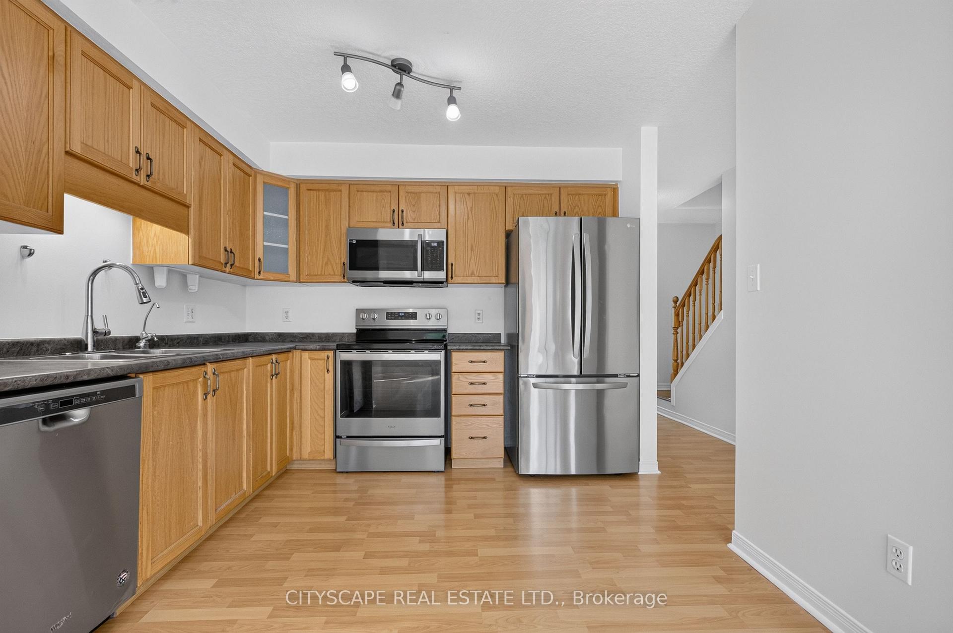 Photo 11 of 244 Sophia Crescent, Kitchener, Trussler — HOMEH