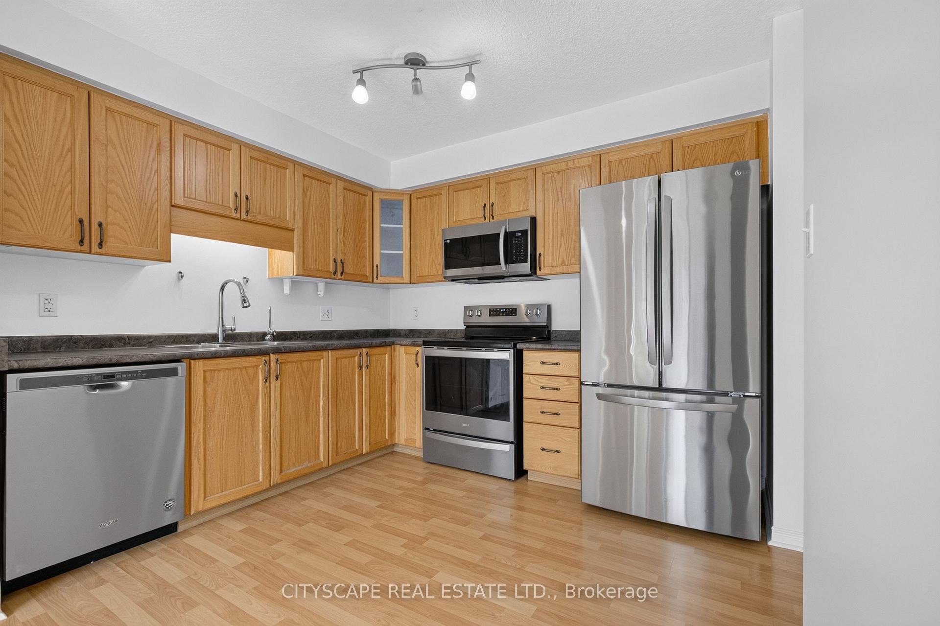 Photo 10 of 244 Sophia Crescent, Kitchener, Trussler — HOMEH