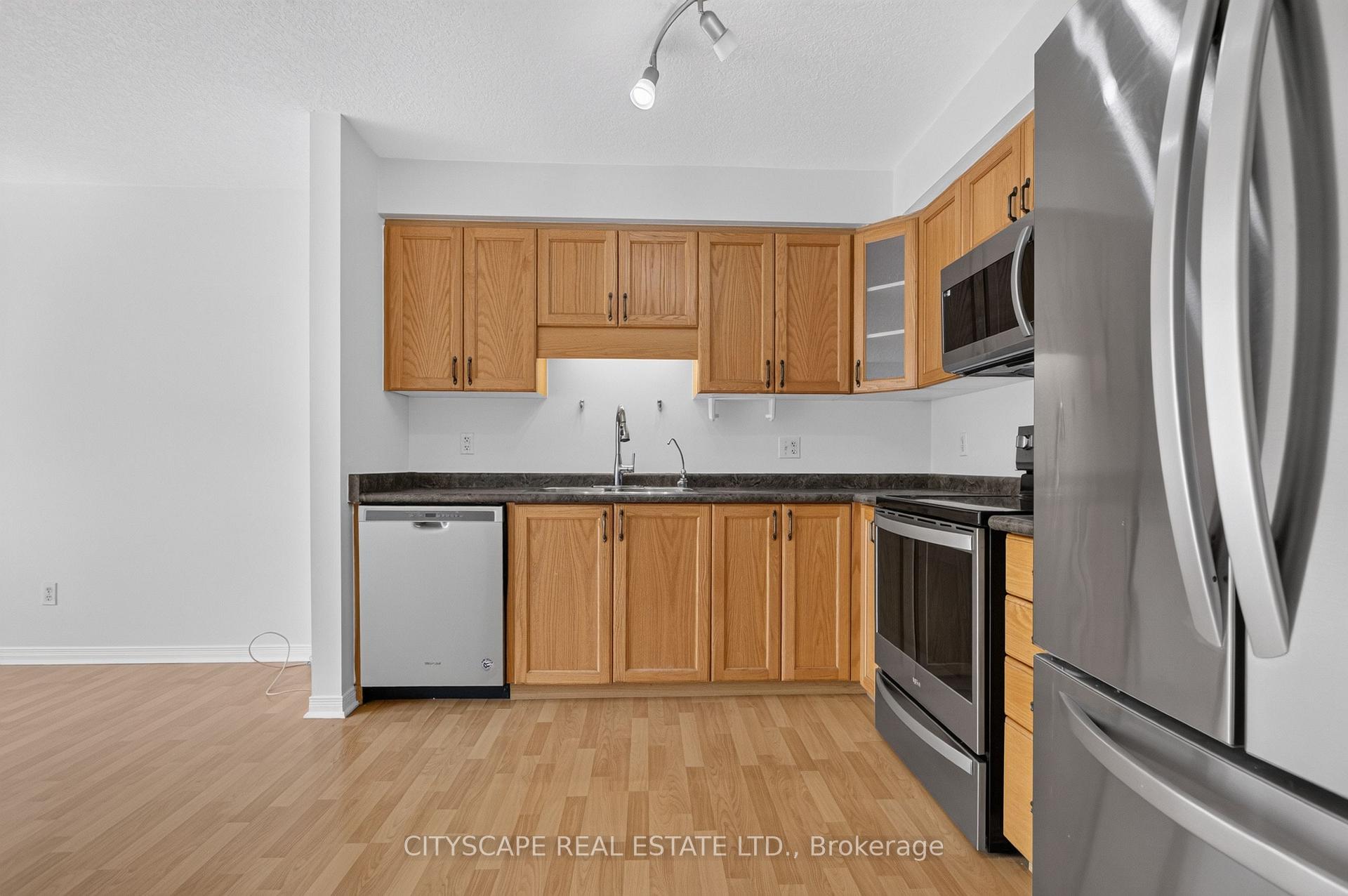 Photo 13 of 244 Sophia Crescent, Kitchener, Trussler — HOMEH