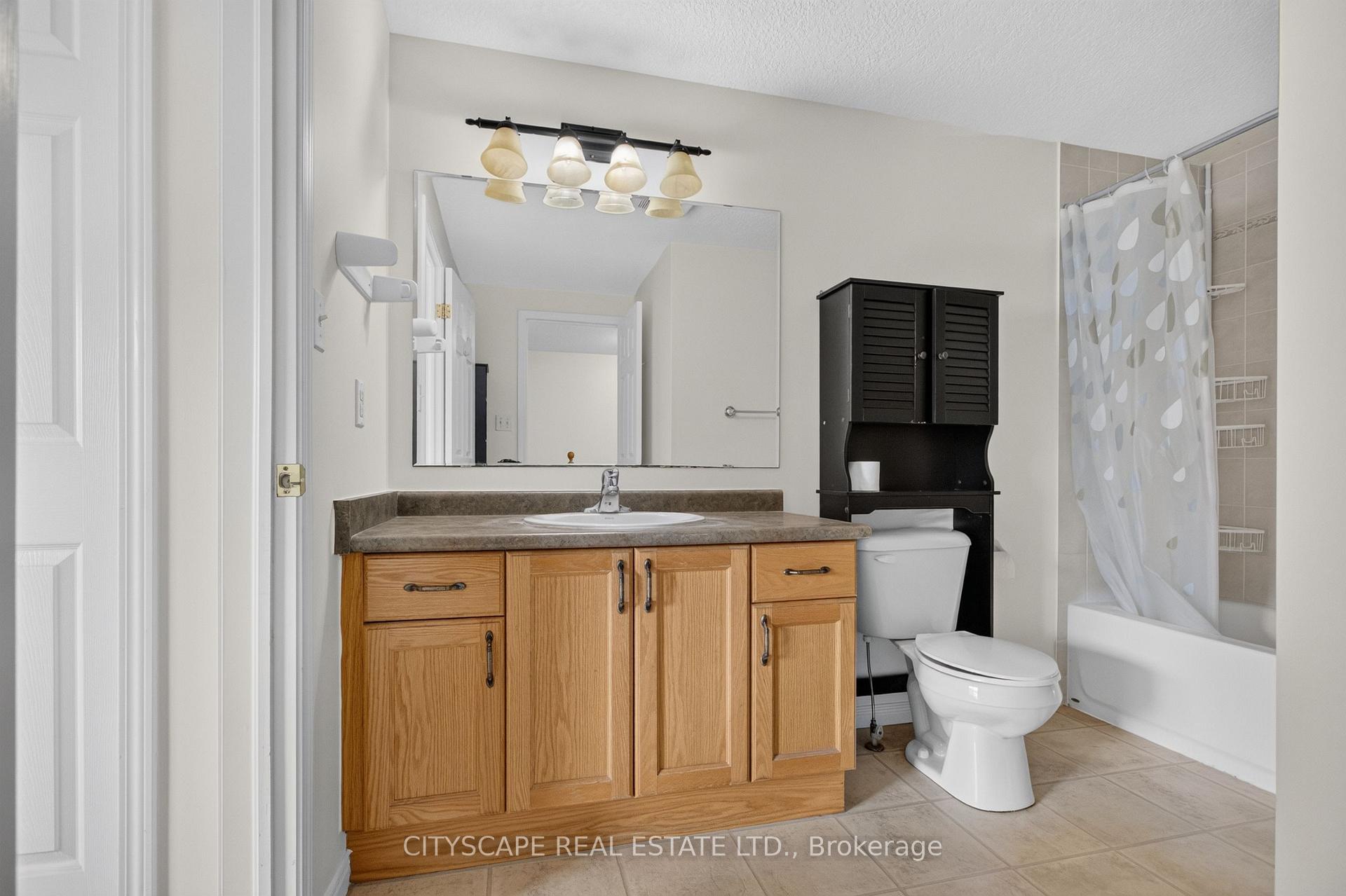 Photo 28 of 244 Sophia Crescent, Kitchener, Trussler — HOMEH