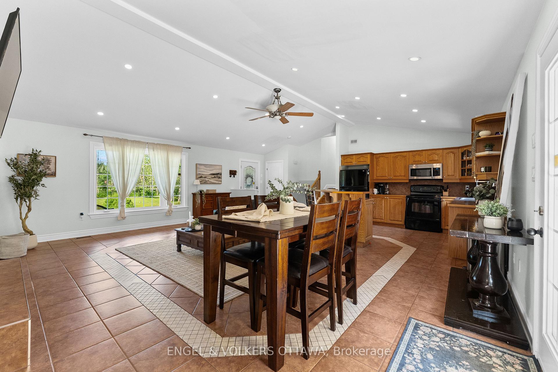 Photo 12 of 7005 Millar Road, Edwardsburgh/Cardinal, Edwardsburgh/Cardinal Twp — HOMEH