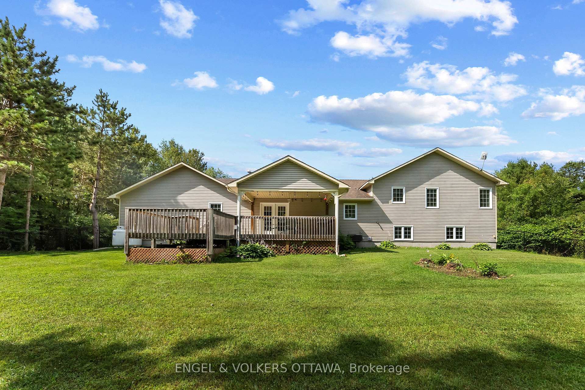 Photo 40 of 7005 Millar Road, Edwardsburgh/Cardinal, Edwardsburgh/Cardinal Twp — HOMEH