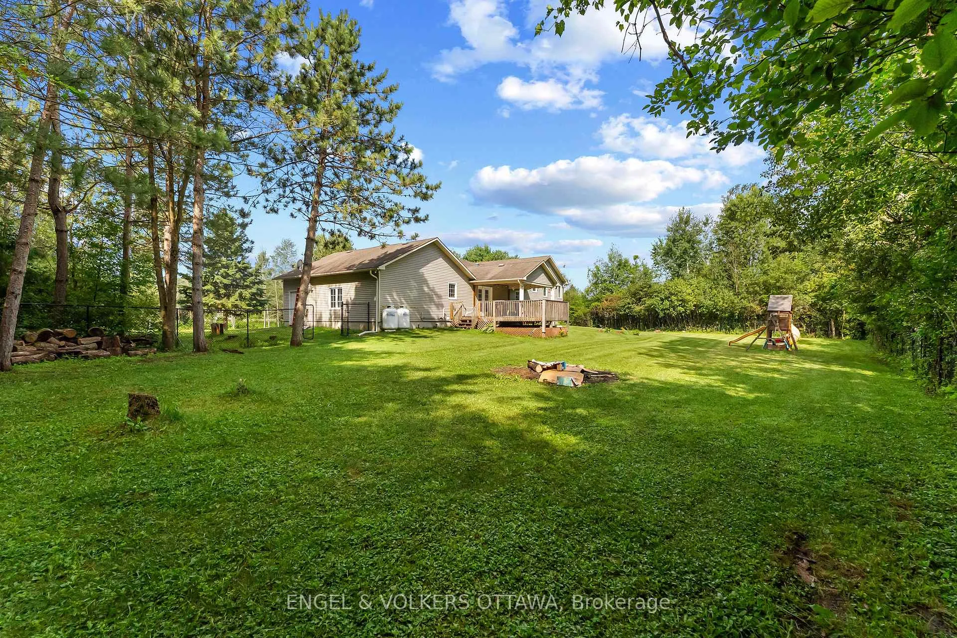 Photo 56 of 7005 Millar Road, Edwardsburgh/Cardinal, Edwardsburgh/Cardinal Twp — HOMEH