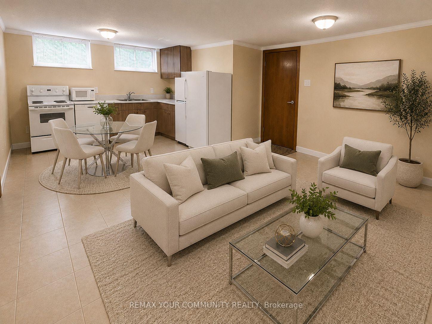 Photo 16 of 71 Gambello Crescent, North York, York University Heights — HOMEH