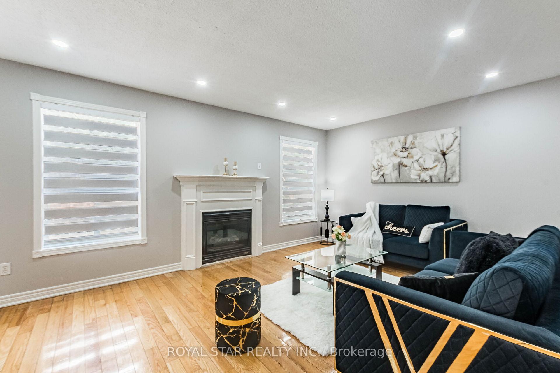 Photo 12 of 55 Newark Way, Brampton, Fletcher's Meadow — HOMEH