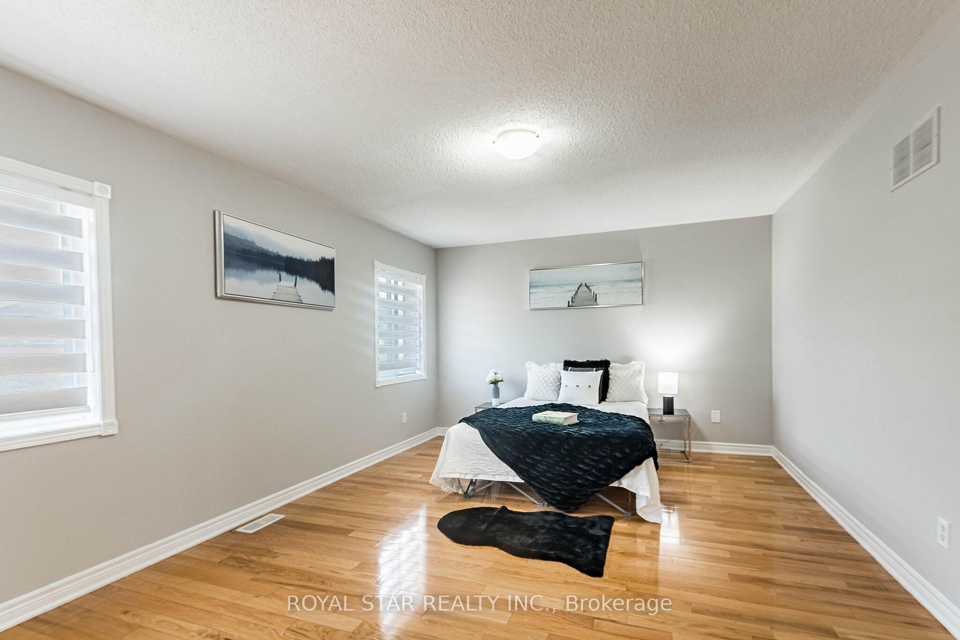 Photo 25 of 55 Newark Way, Brampton, Fletcher's Meadow — HOMEH