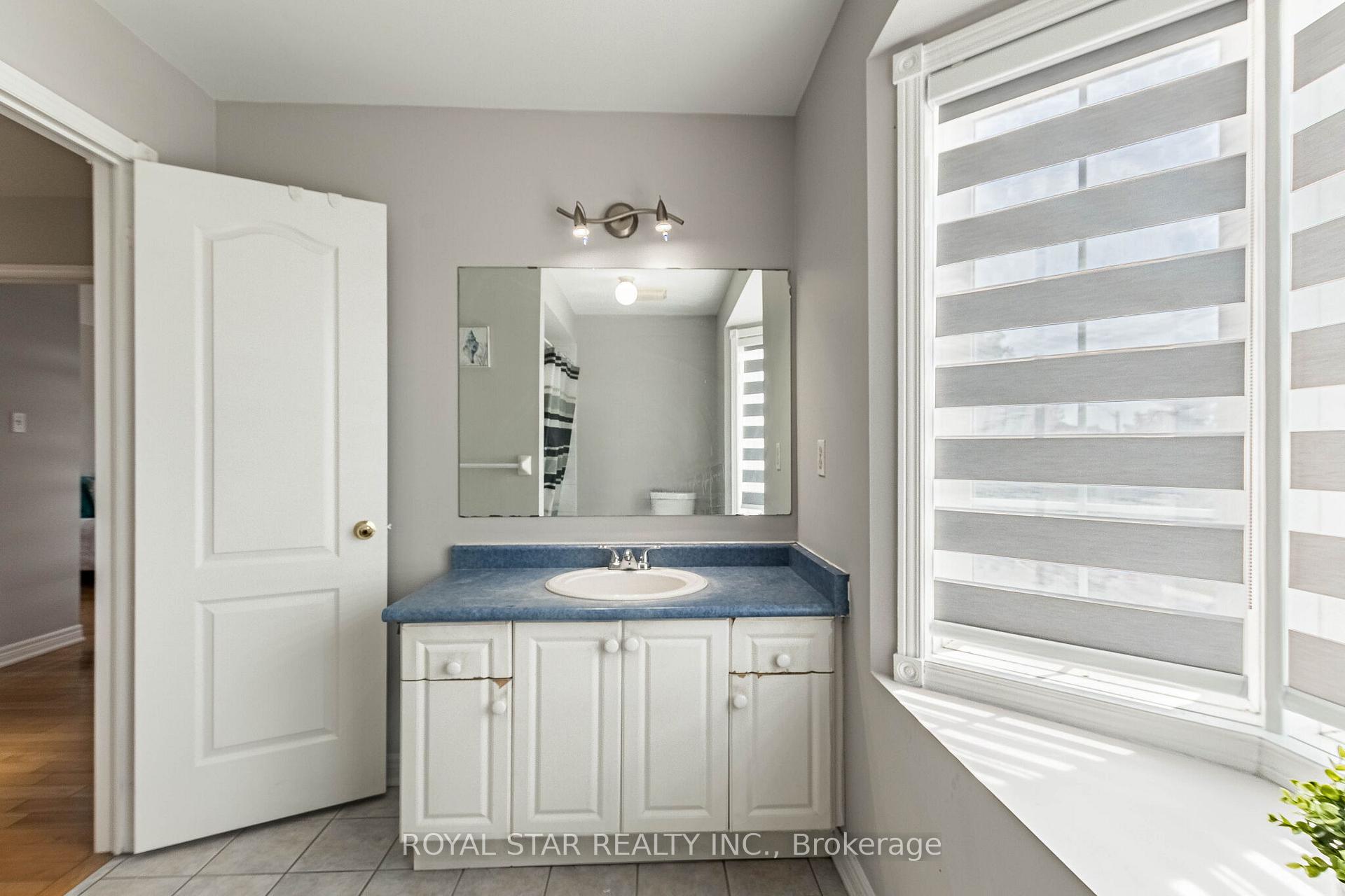 Photo 41 of 55 Newark Way, Brampton, Fletcher's Meadow — HOMEH