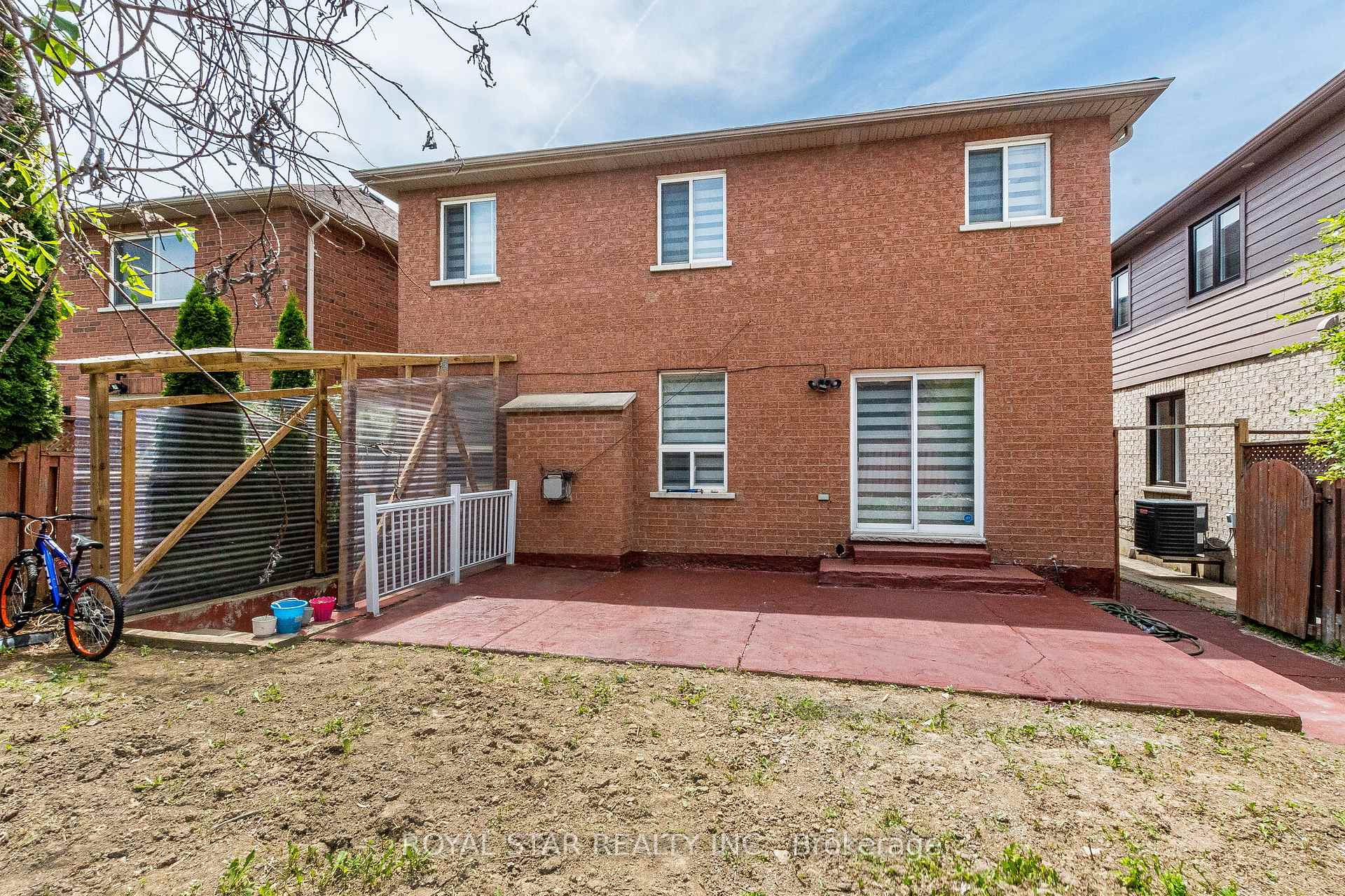 Photo 49 of 55 Newark Way, Brampton, Fletcher's Meadow — HOMEH
