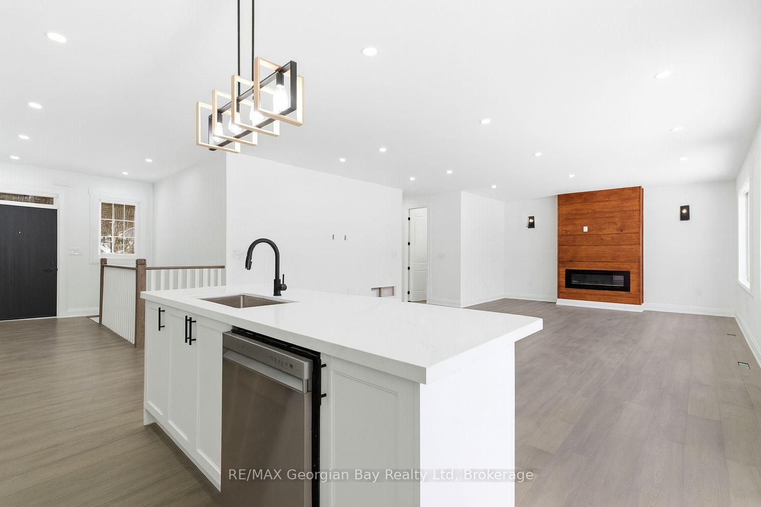 Photo 11 of 49 Beaufort Crescent, Tiny, Rural Tiny — HOMEH