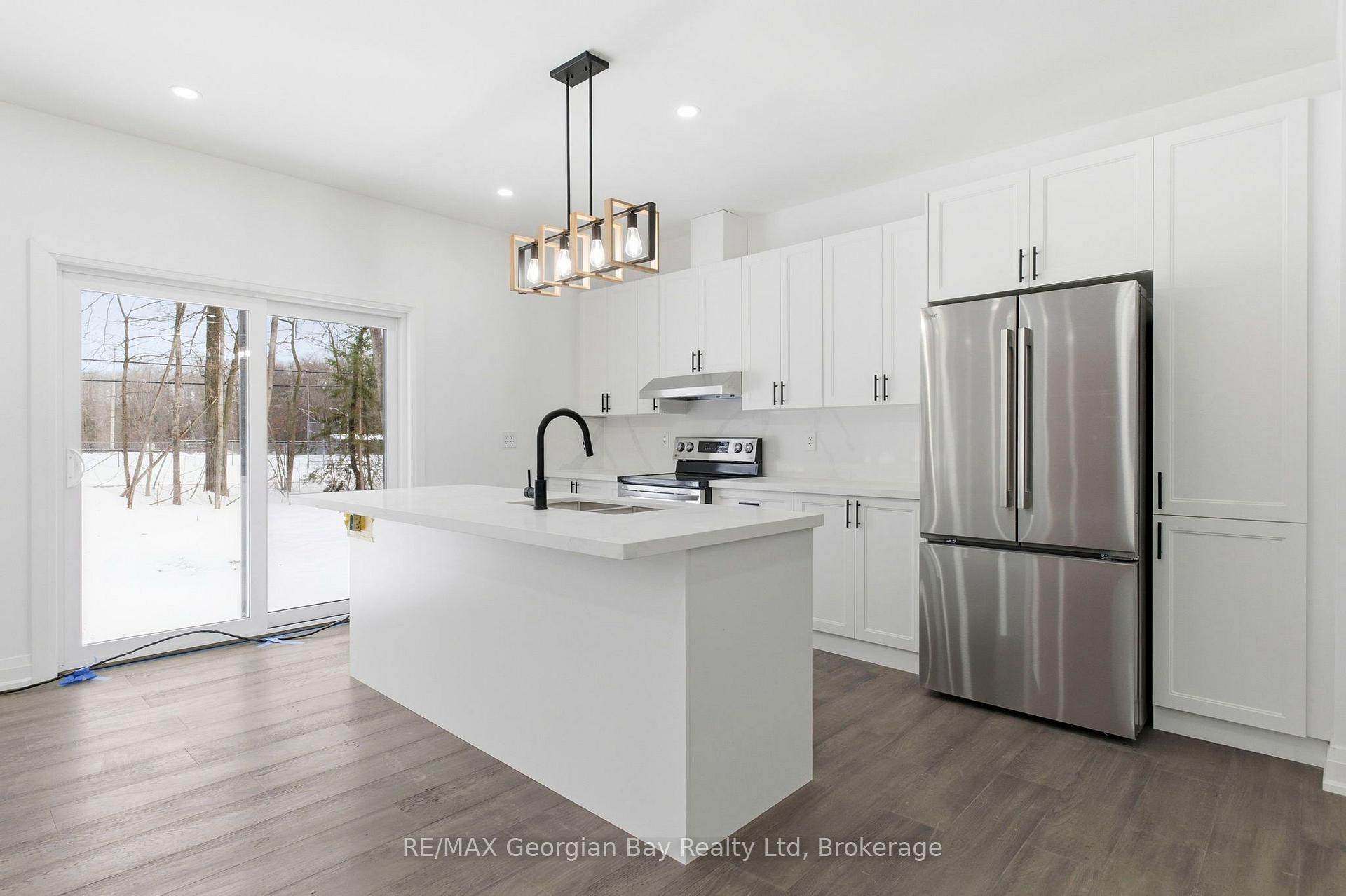 Photo 12 of 49 Beaufort Crescent, Tiny, Rural Tiny — HOMEH