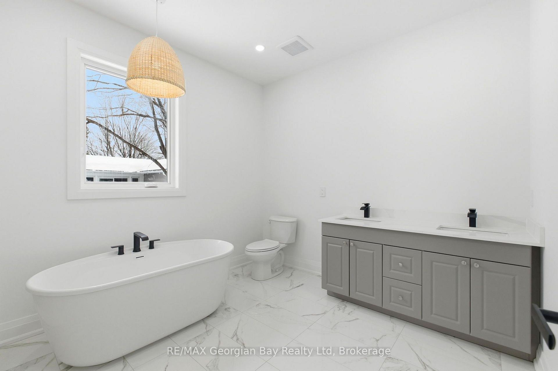 Photo 17 of 49 Beaufort Crescent, Tiny, Rural Tiny — HOMEH