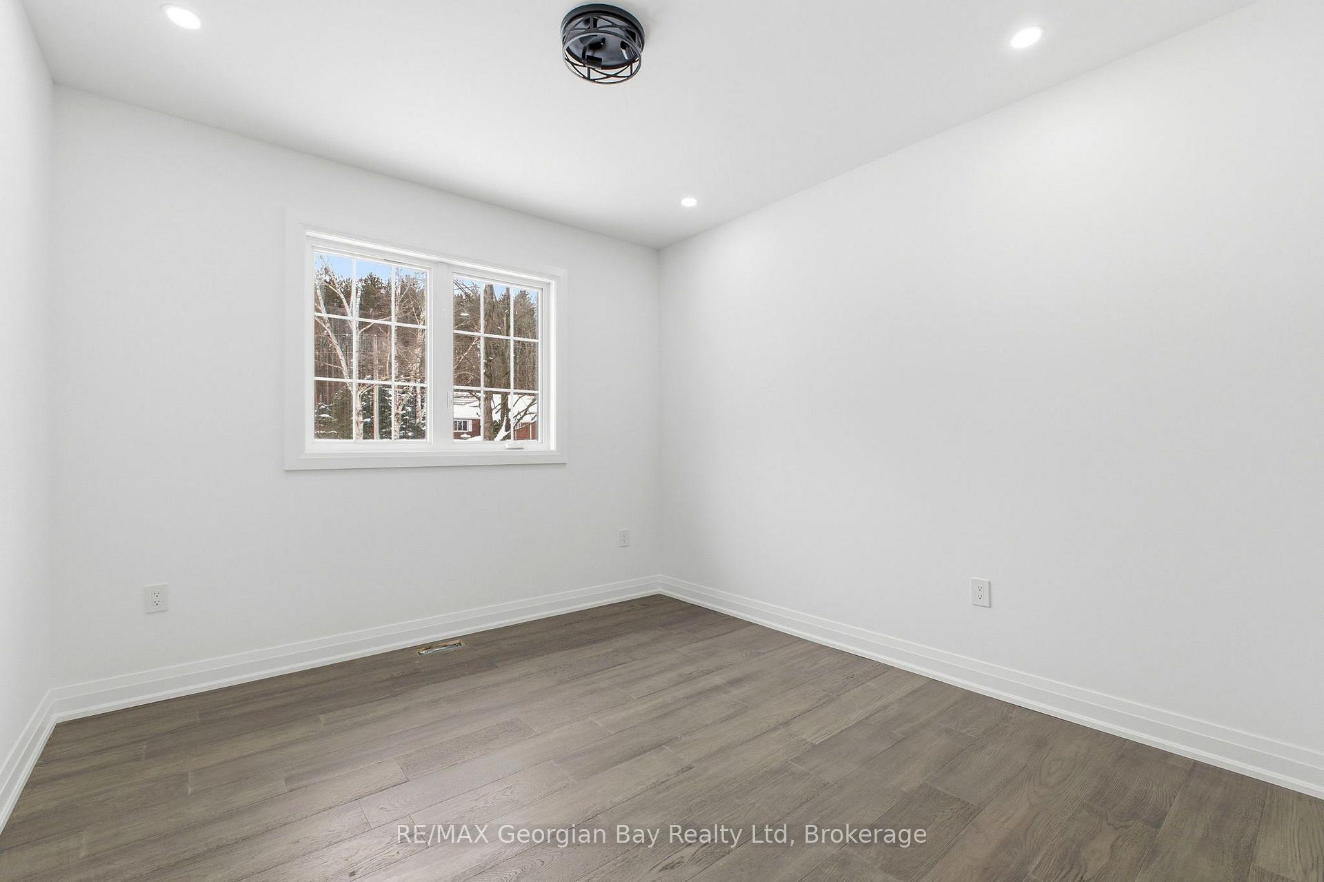 Photo 21 of 49 Beaufort Crescent, Tiny, Rural Tiny — HOMEH
