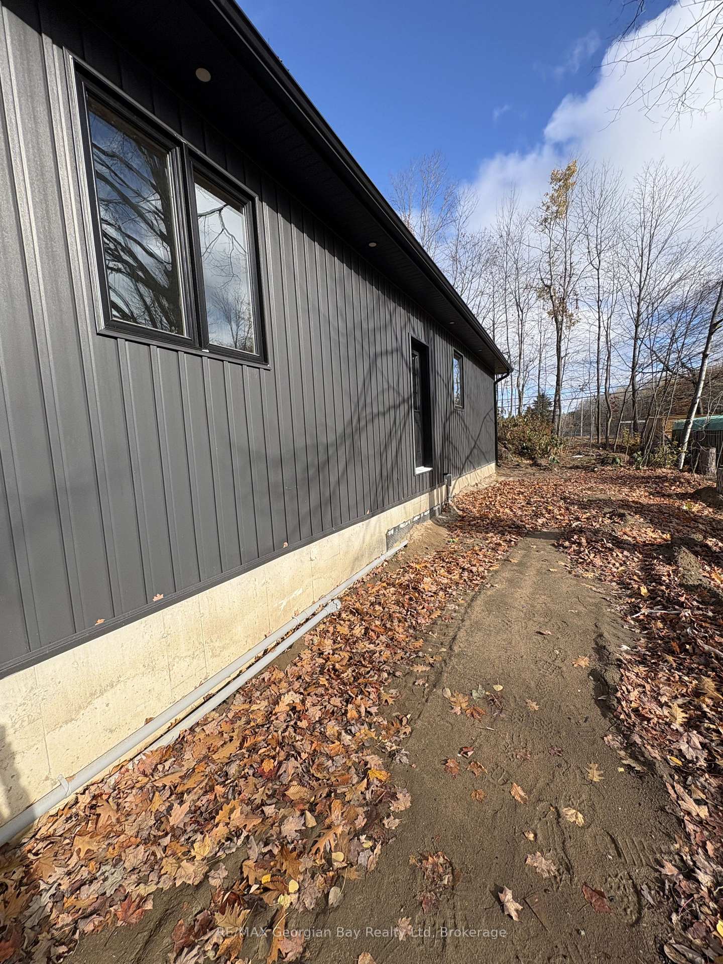 Photo 31 of 49 Beaufort Crescent, Tiny, Rural Tiny — HOMEH