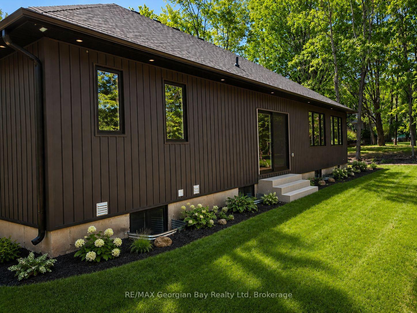 Photo 33 of 49 Beaufort Crescent, Tiny, Rural Tiny — HOMEH