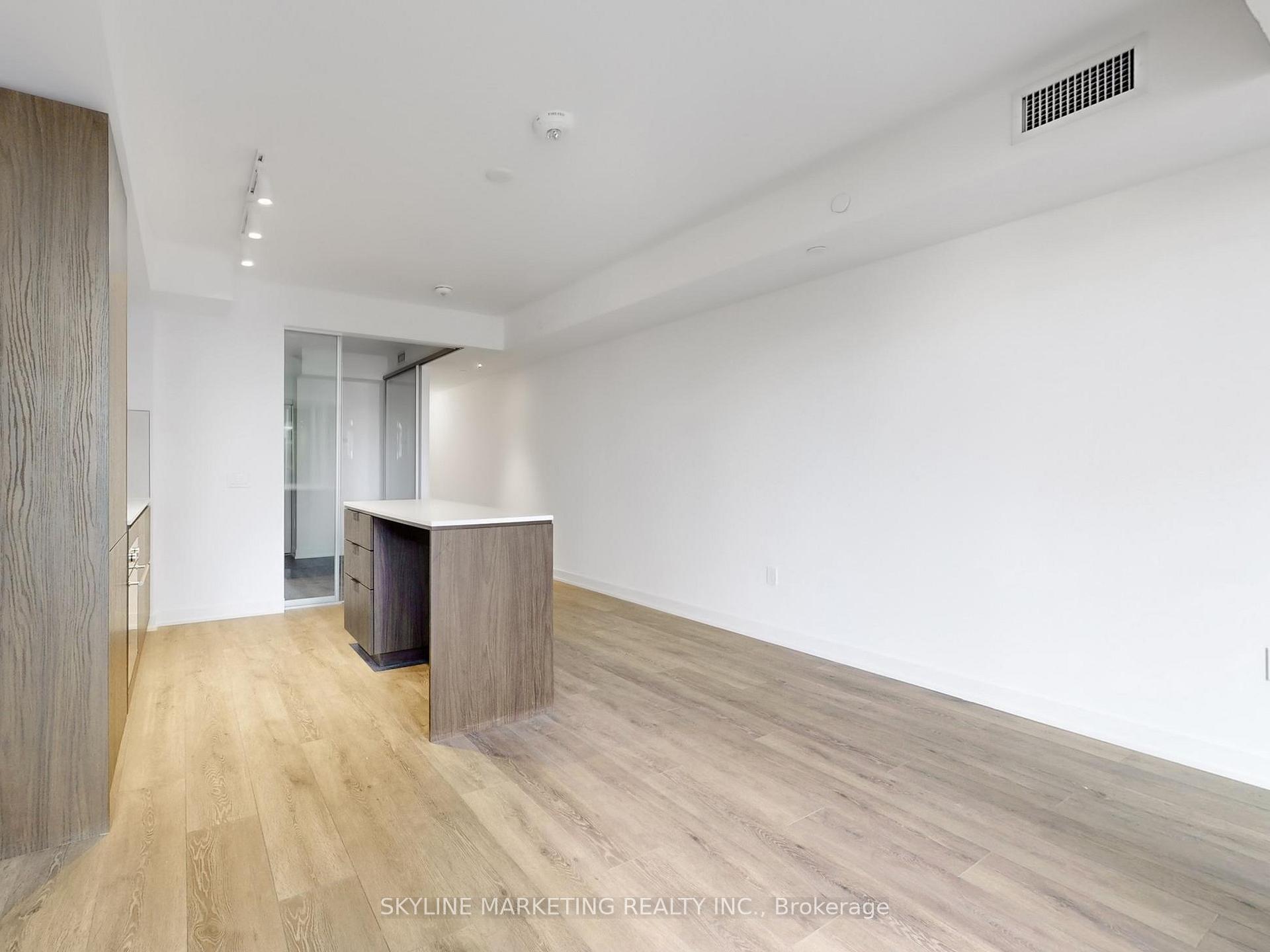 Photo 12 of Unit 509, 117 Broadway Avenue, Toronto, Mount Pleasant West — HOMEH