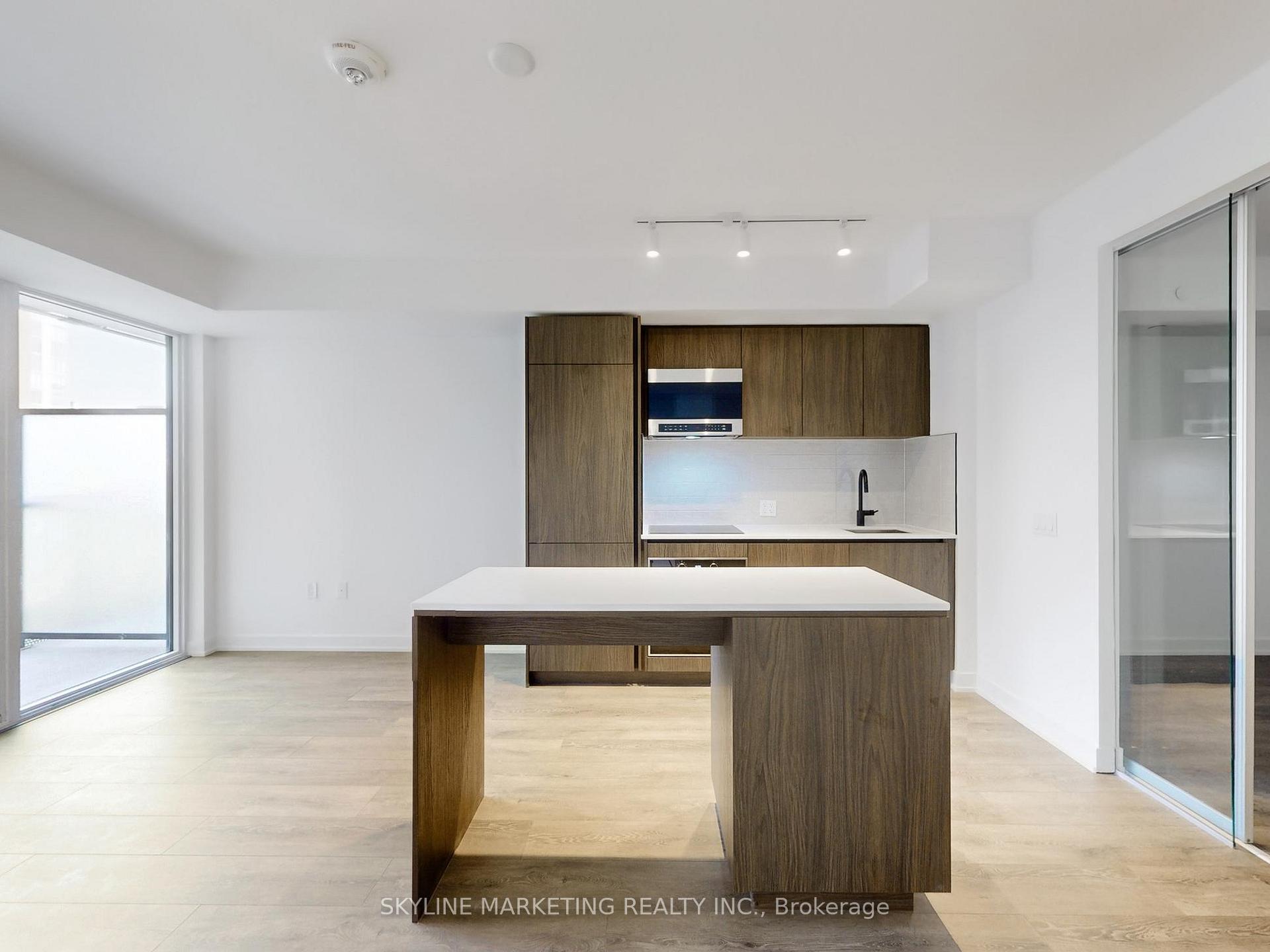 Photo 13 of Unit 509, 117 Broadway Avenue, Toronto, Mount Pleasant West — HOMEH