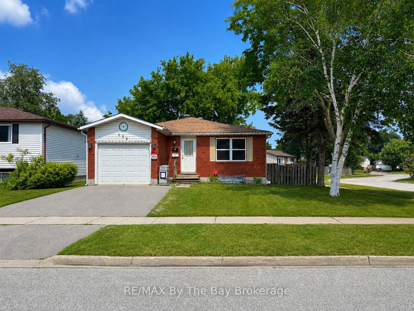 Photo of 326 Christine Drive